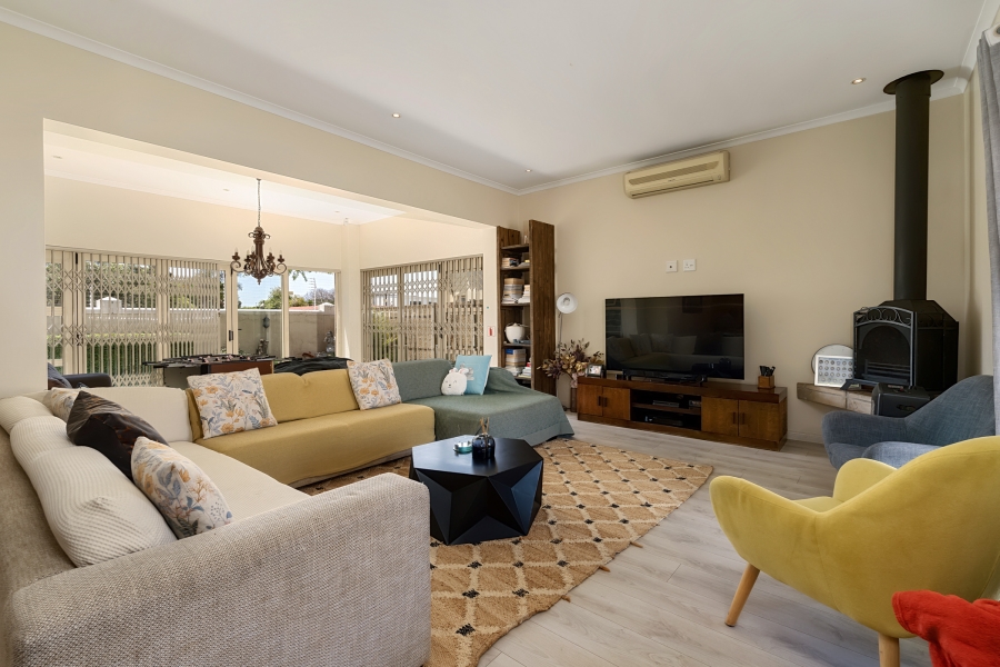 3 Bedroom Property for Sale in Century City Western Cape